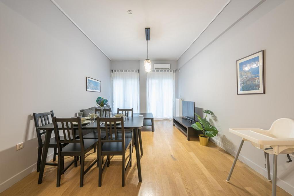 Pame Rentals - 2Bd & 2Ba Home, 4 Min To Acropolis Атина Екстериор снимка