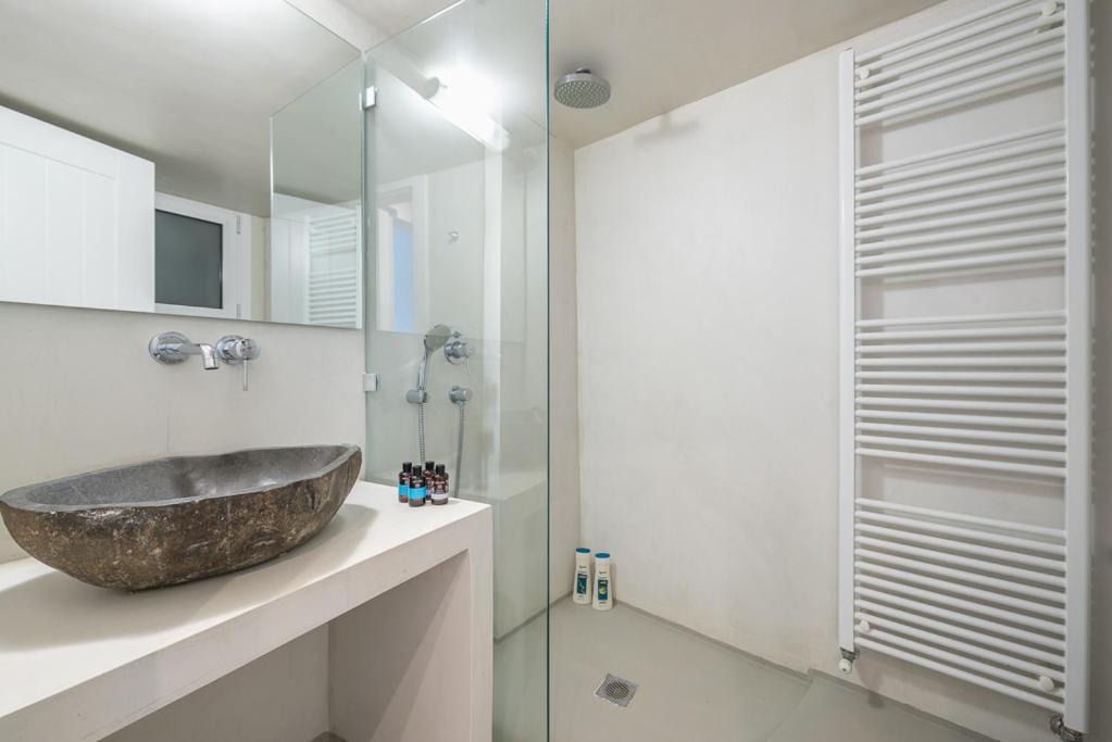 Pame Rentals - 2Bd & 2Ba Home, 4 Min To Acropolis Атина Екстериор снимка