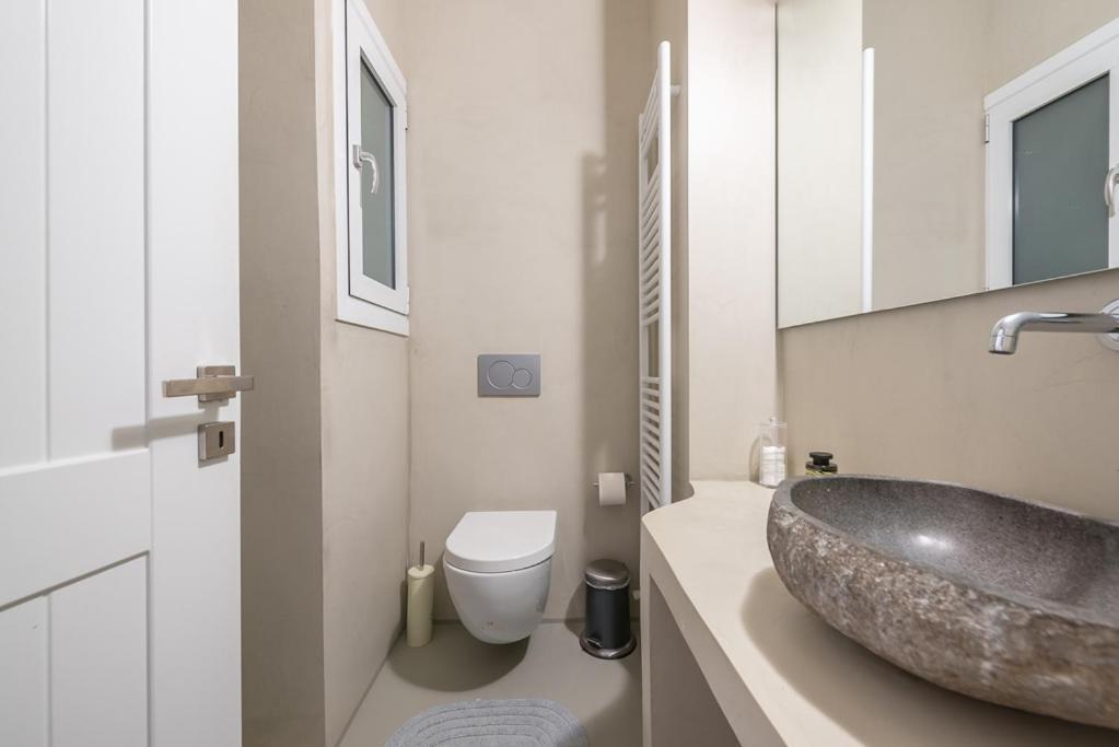 Pame Rentals - 2Bd & 2Ba Home, 4 Min To Acropolis Атина Екстериор снимка