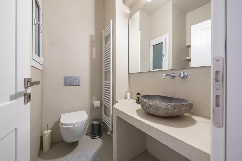 Pame Rentals - 2Bd & 2Ba Home, 4 Min To Acropolis Атина Екстериор снимка
